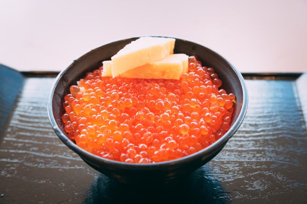 「筋子(すじこ)」と「いくら」の違いは?いくらの簡単レシピをご紹介!
