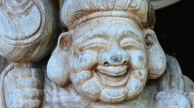 「おみくじ相場」の意味と「宝くじ」との関係性を詳しく解説